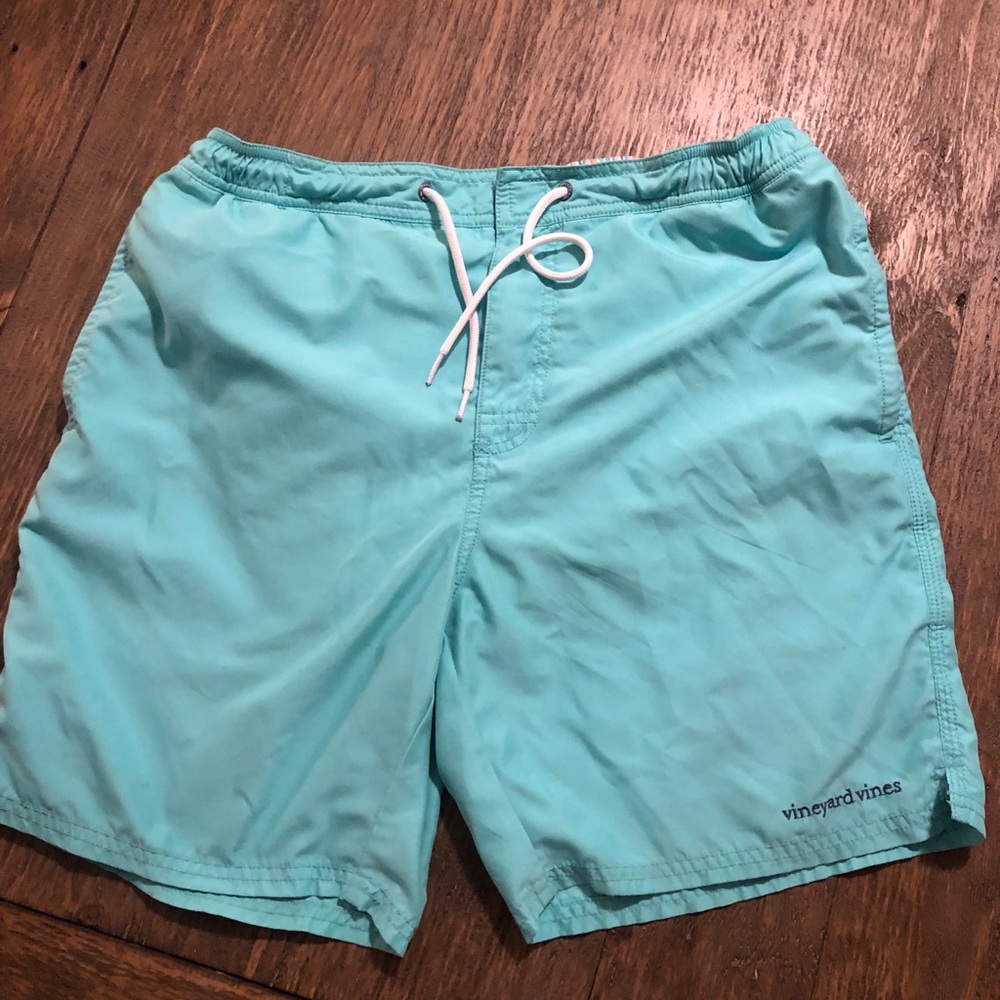 🌊 Vineyard Vines swimsuit 🏝